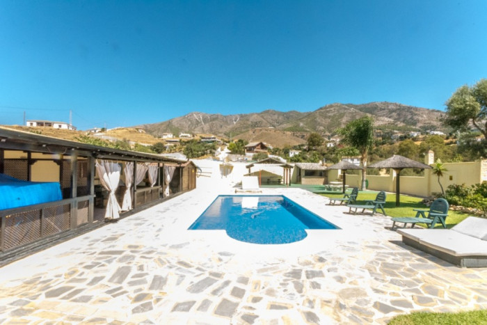 Qlistings House - Finca in Mijas Costa, Costa del Sol image 1